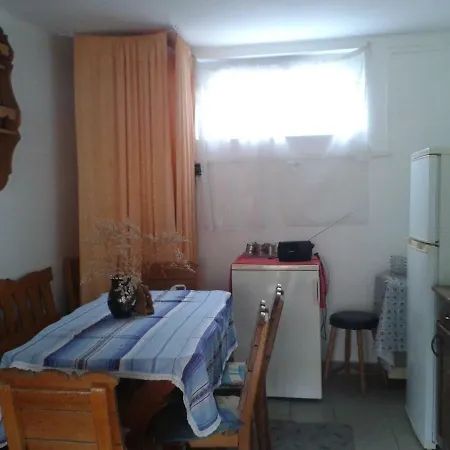 Sarkadi Apartman Hajduszoboszlo Exterior photo